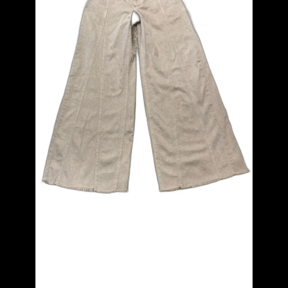 Flying Monkey Low Rise Wide Leg Flare Jeans Beige Tan Raw Hem Front Seam Size 29 - Picture 5 of 8